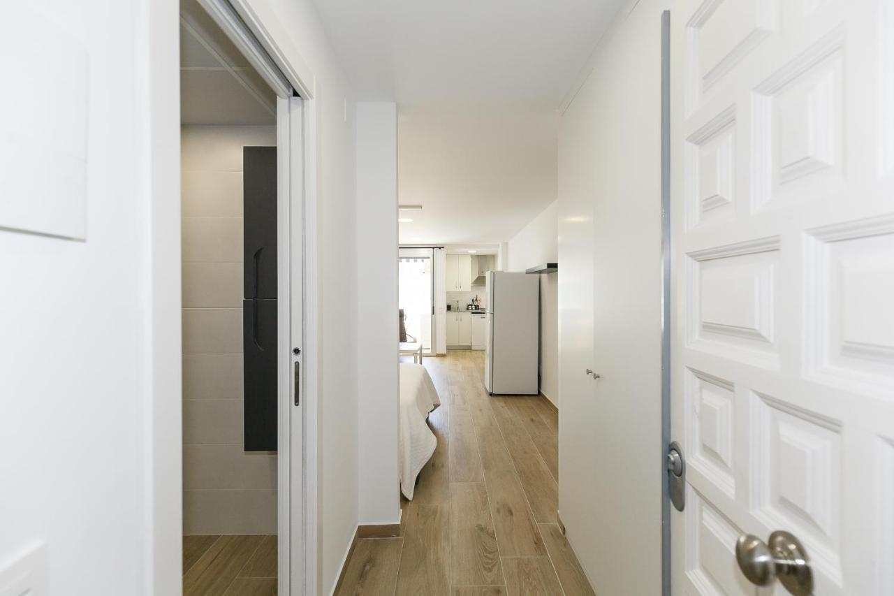 Uhc Alboran Apartments Салоу Экстерьер фото